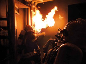 Flange-Fire--Flanschbrand-Kuwait-